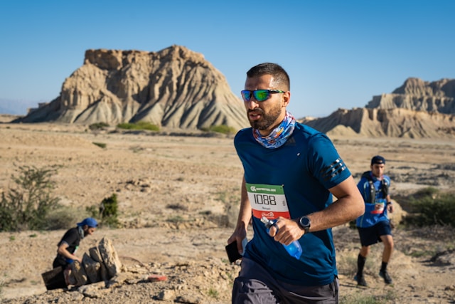 Three Men Ran Across The Sahara Desert - Simple English News